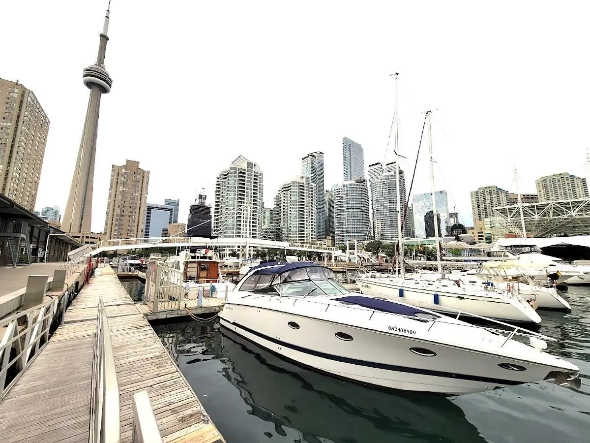 Queen Room, Downtown Toronto, Near Subway, Cn Tower Καναδάς