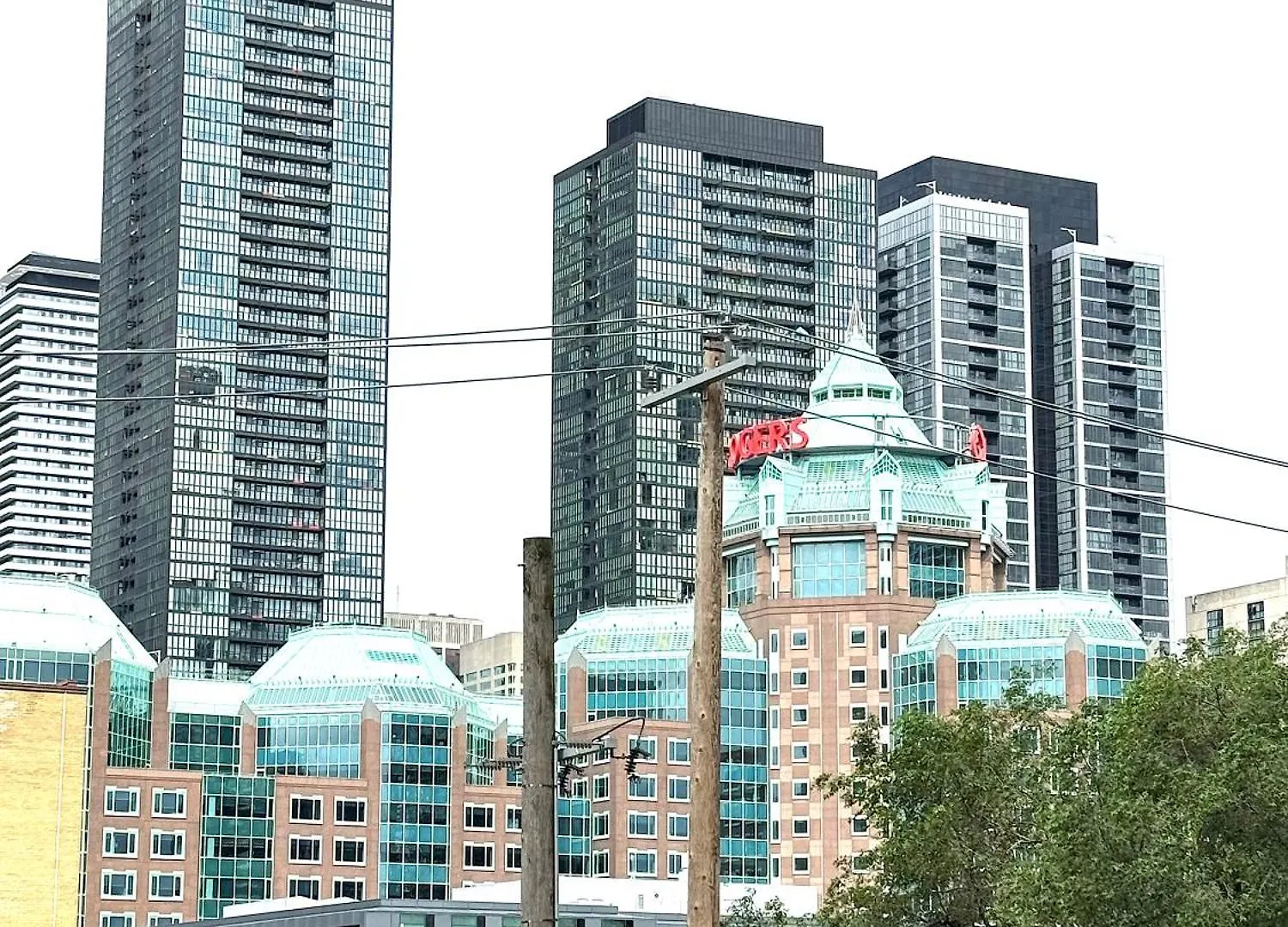 Δωμάτια σε οικογενειακή κατοικία Queen Room, Downtown Toronto, Near Subway, Cn Tower